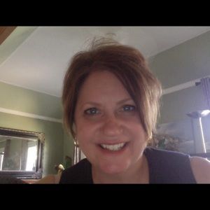 Meet your Posher, Nancy